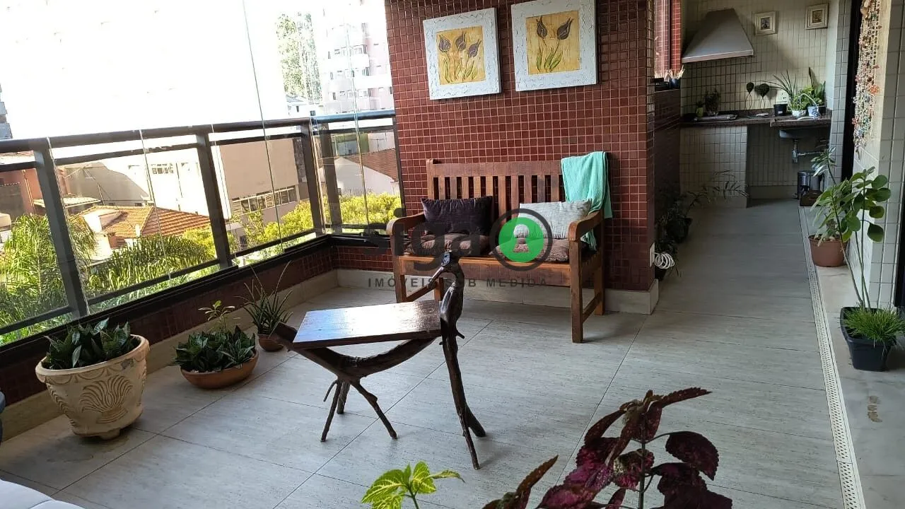 Imagem Apartamento Alto Padrão com 208 m² na Vila Mariana ? 4 Suítes e 4 Vagas!