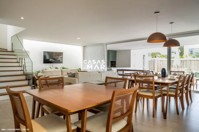 Imagem Casa de luxo em condomínio no Frade, Angra dos Reis-RJ: 5 quartos, 5 suítes, 3 salas, 7 banheiros, 3 vagas, 470m².