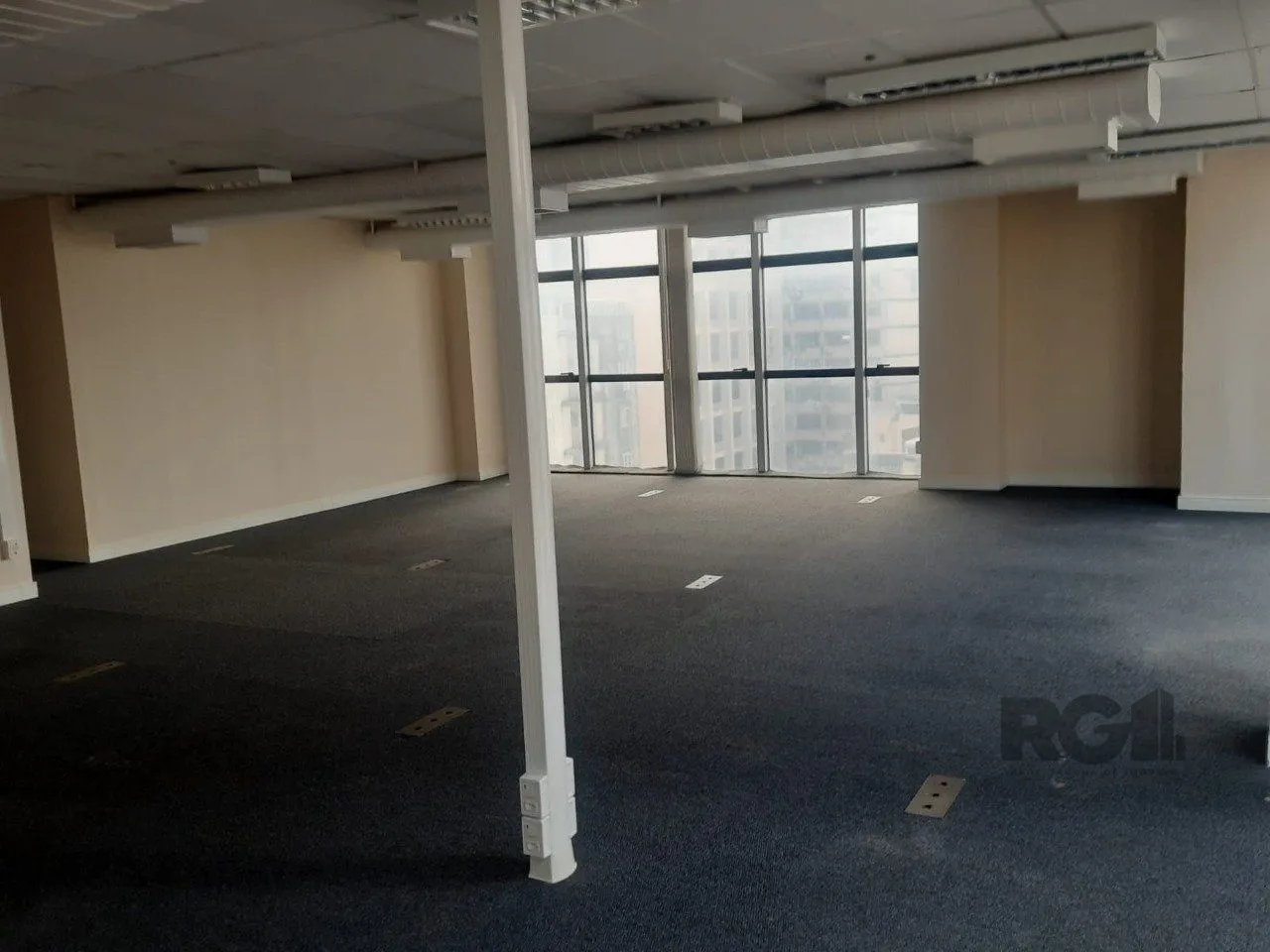 Imagem Sala Comercial à venda Centro Histórico Porto Alegre/RS