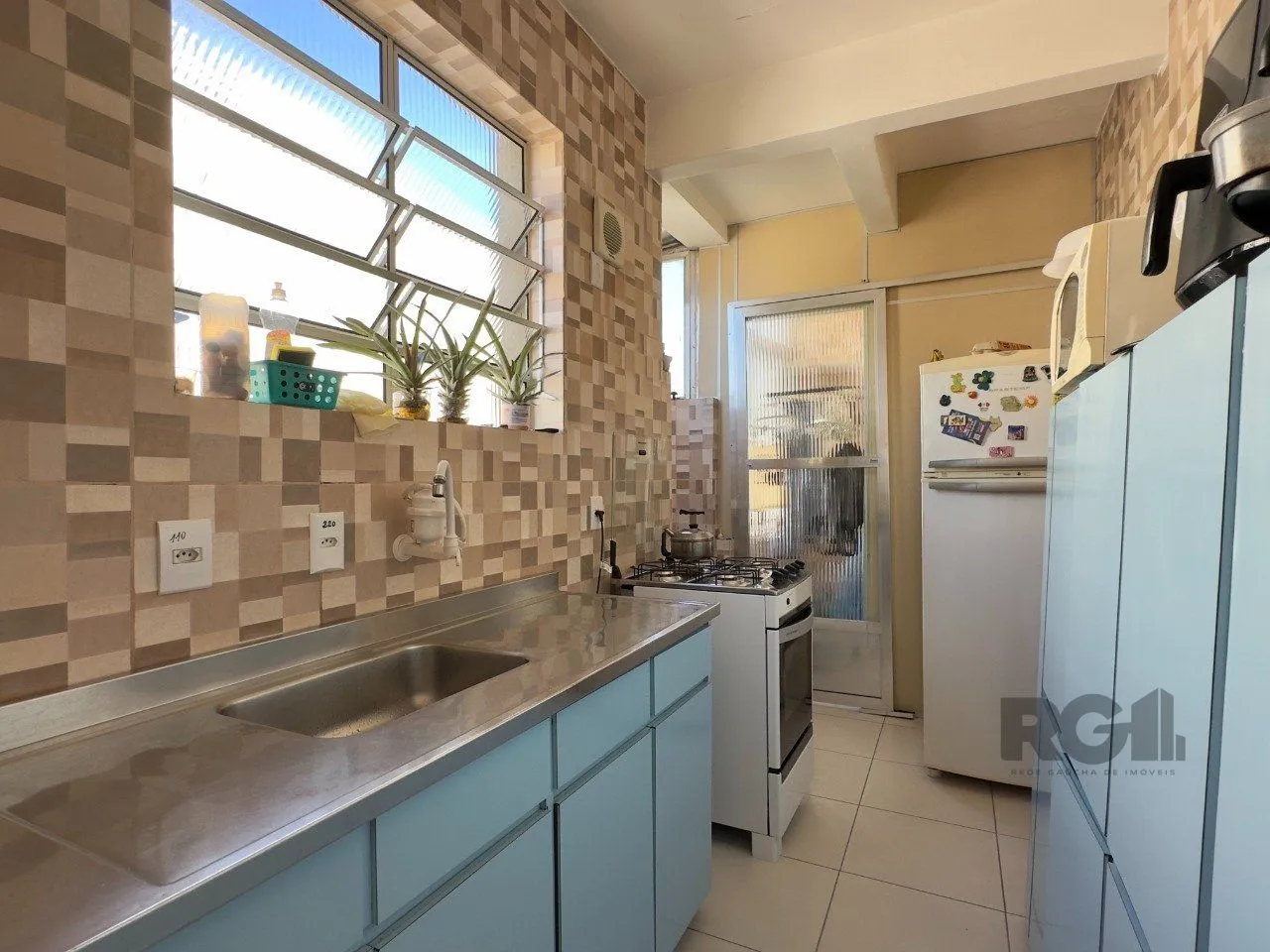 Imagem APARTAMENTO 3 DORMITÓRIOS, DE FRENTE E REFORMADO, NO CENTRO HISTÓRICO