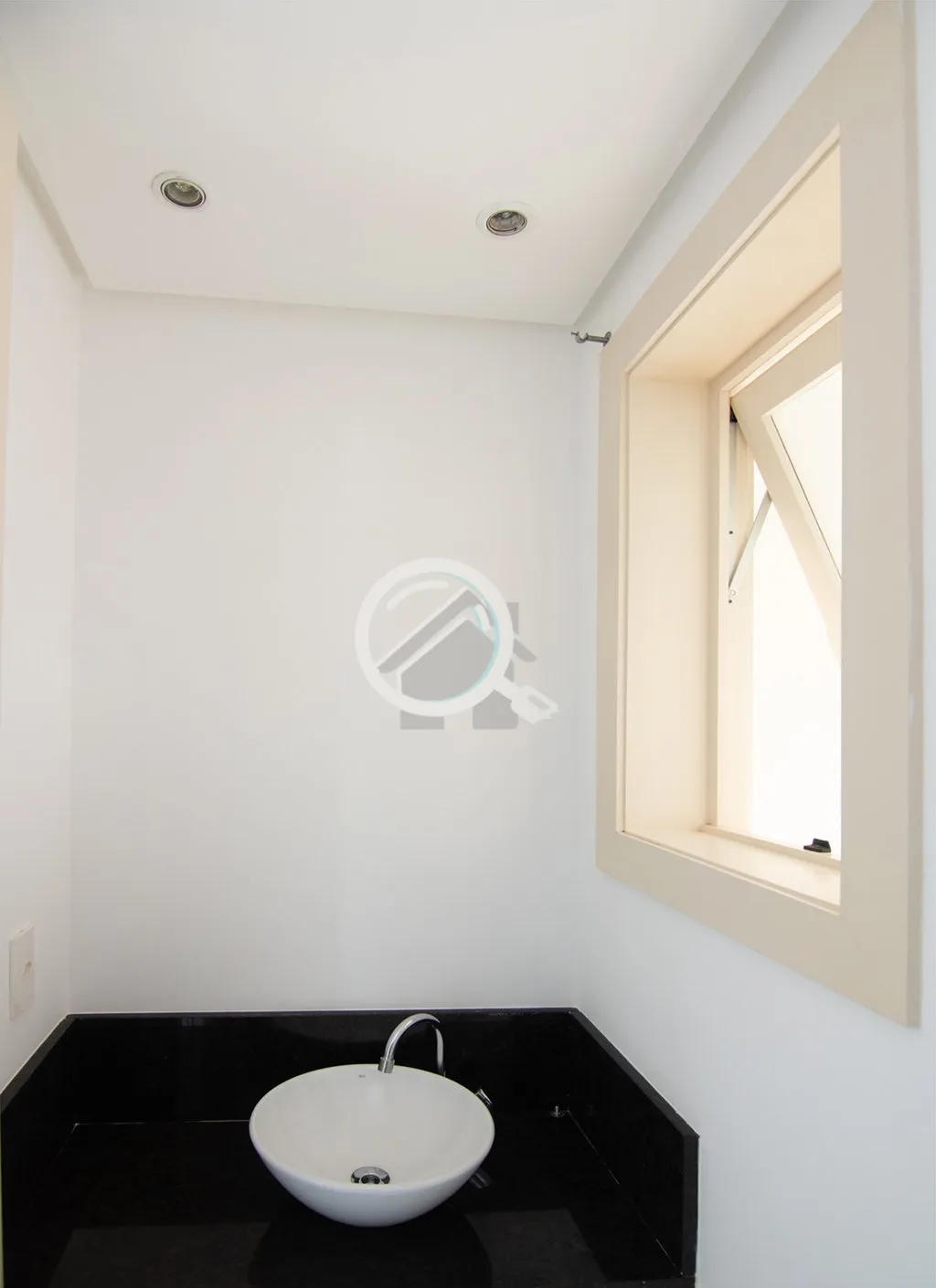 Imagem Excelente apartamento de 3 dormitórios com vista deslumbrante, andar alto com sol perfeito Norte/Oe...
