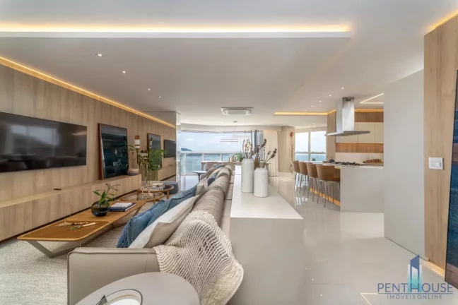 Imagem Apartamento Frente Mar para Venda em Balneário Camboriú, CENTRO, 4 dormitórios, 4 suítes, 6 banheiros, 4 vagas