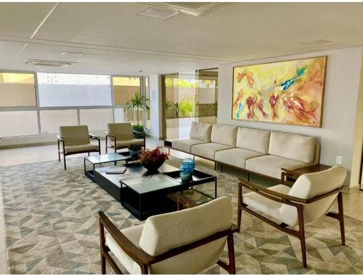 Imagem Apartamento mobiliado em Cabo Branco, 2 quartos sendo 1 suíte, lazer completo, piscina com vista e localização estratégica em João Pessoa.