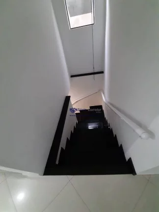 Imagem Sobrado com 3 dormitórios à venda, 174 m por R$ 700.000,00 - Jardim Adriana - Guarulhos/SP