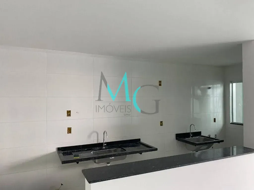 Imagem Casa com 3 dormitórios à venda, 108 m² por R$ 320.000,00 - Campo Grande - Rio de Janeiro/RJ