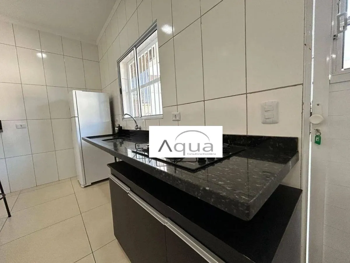 Imagem Casa para Venda em Mongaguá, Plataforma, 2 dormitórios, 2 suítes, 1 banheiro, 1 vaga
