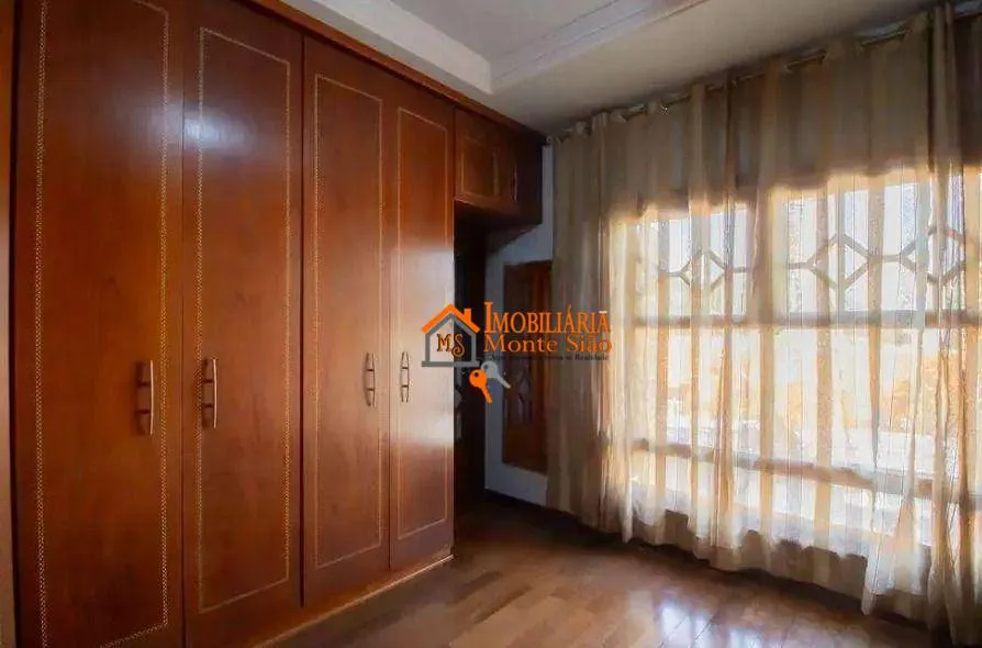 Imagem Sobrado com 3 dormitórios, 425 m² - venda por R$ 2.000.000,00 ou aluguel por R$ 11.500,00/mês - Jardim Maia - Guarulhos/SP