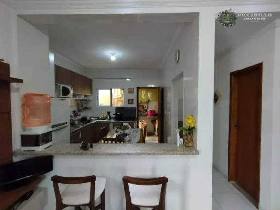 Imagem Sobrado com 2 dormitórios à venda, 100 m² por R$ 490.000,00 - Vila Guilhermina - Praia Grande/SP