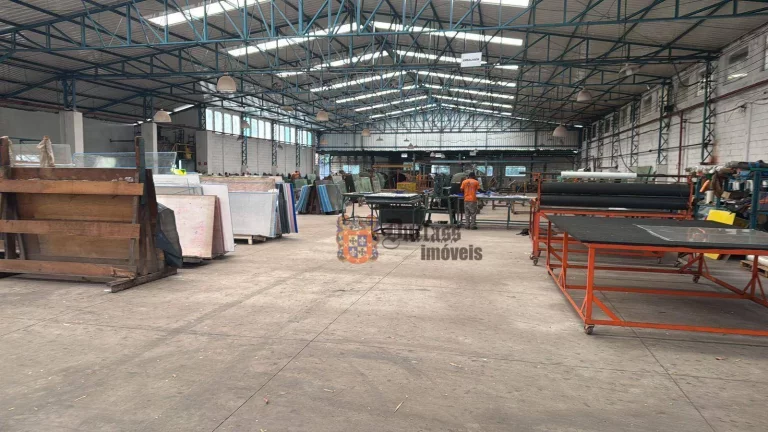 Imagem Galpão para alugar, 5800 m² por R$ 75.000,00/mês - Taboão - Mogi das Cruzes/SP