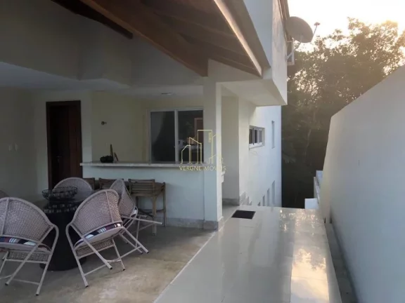 Imagem Casa Alto Padrão com 4 Suítes e Espaço Gourmet à Venda em Alphaville Salvador I | 508m² | Lote de 806m²