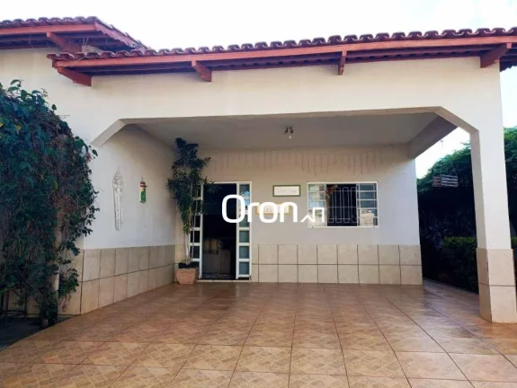 Imagem Casa à venda, 236 m² por R$ 815.000,00 - Vila Jardim Vitória - Goiânia/GO