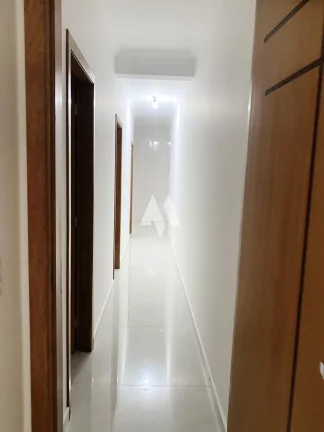 Imagem Casa Sobreposta Baixa 3 quartos e suítes, 2 vagas - Embaré / Santos