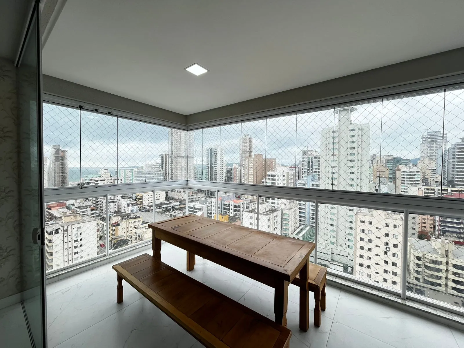 Imagem Apartamento com vista para o mar à venda com 161m2 por R$ 2.890.000,00