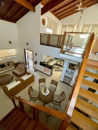 Imagem Sobrado com 4 suítes à venda, 205 m² por R$ 1.700.000 - Toninhas - Ubatuba/SP