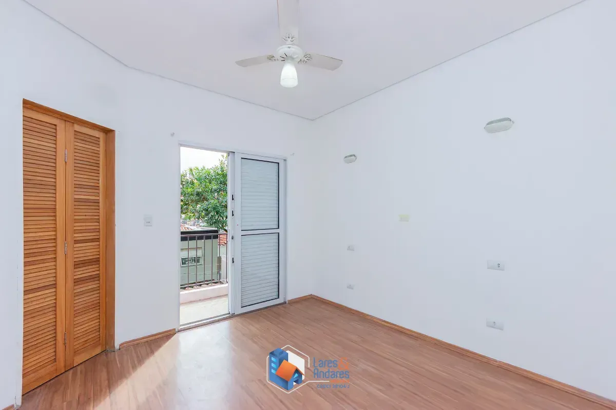 Imagem Casa para venda em Cambuci com 3 quartos, 130m²