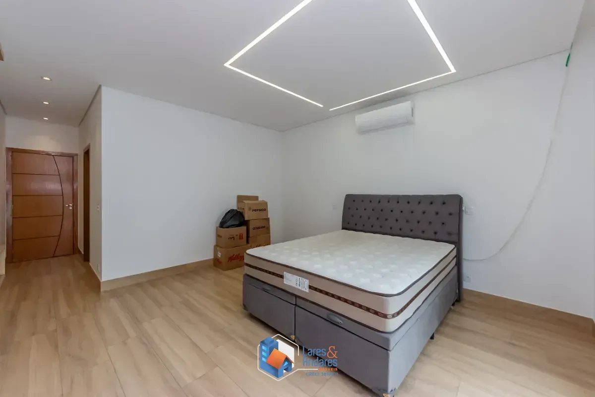 Imagem Casa em condomínio para venda em Vila Pirituba com 4 quartos, sendo 2 suítes, 300m²