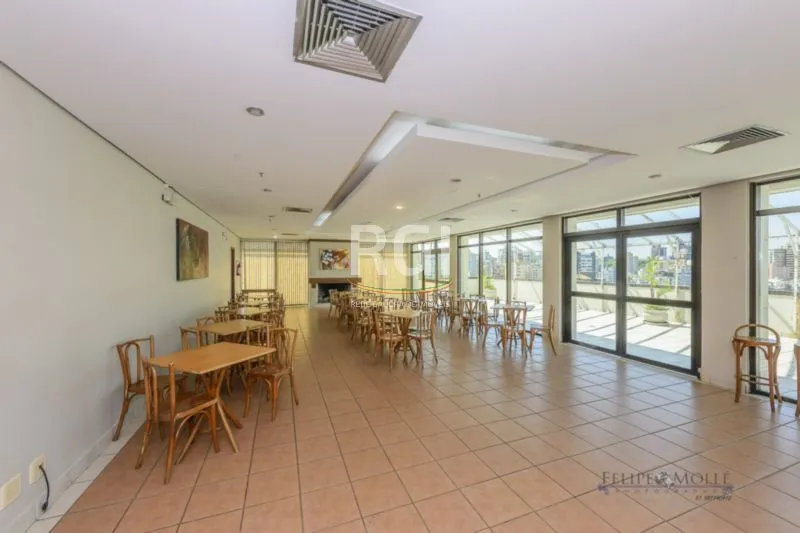 Imagem Conjunto/Sala para Venda - 363.29m², 0 dormitórios, 8 vagas - Rio Branco