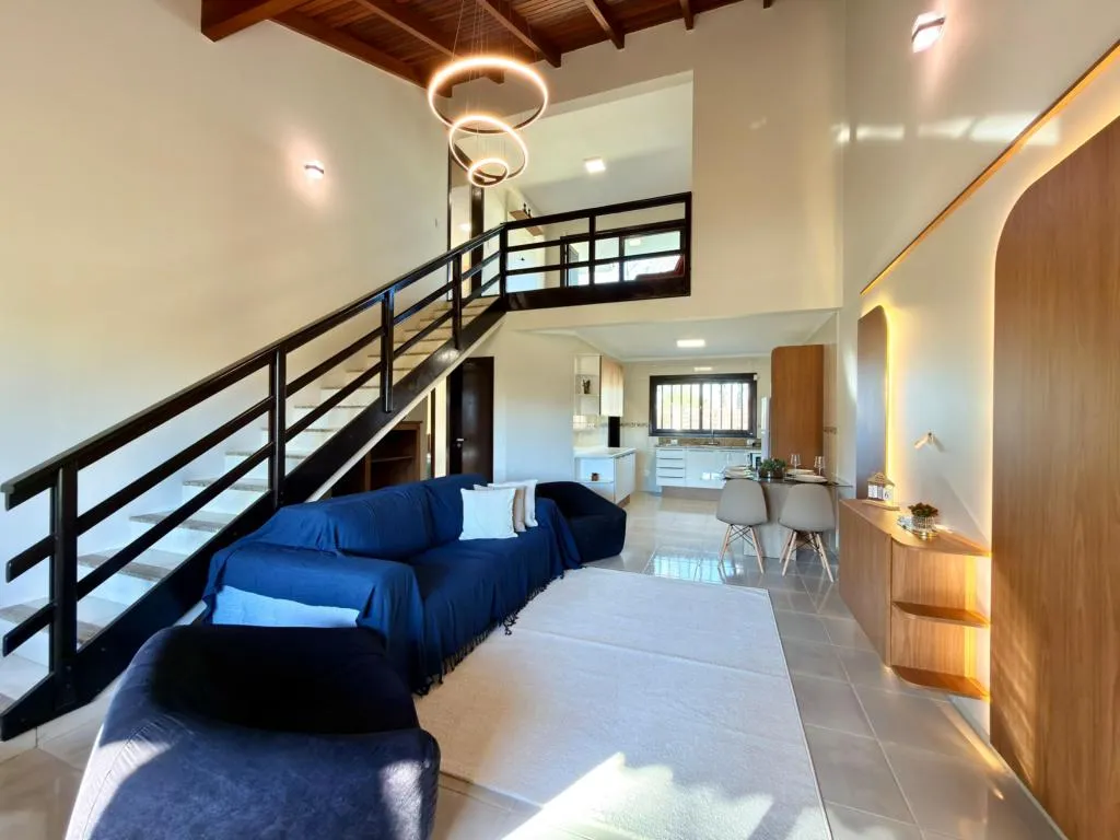 Imagem Casa 4 Dormitórios - Bairro Zona Norte