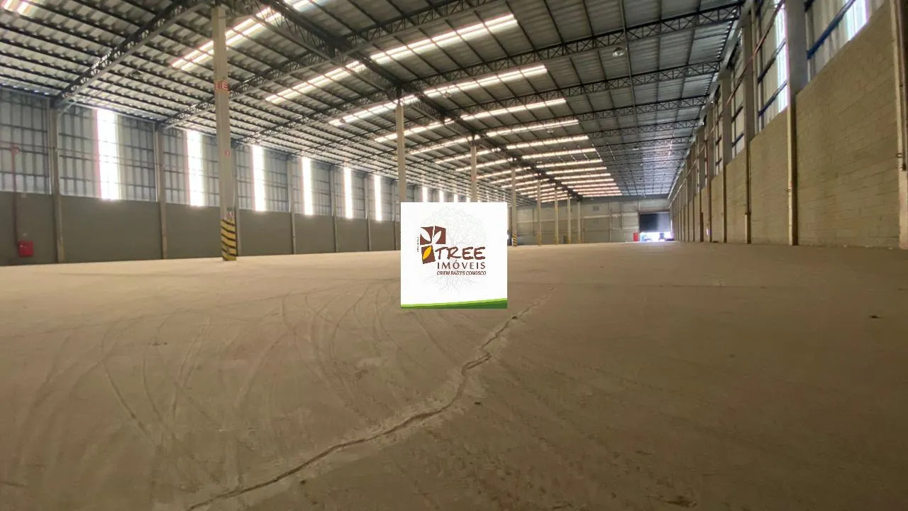 Imagem LOCAÇÃO DE GALPÃO COMERCIAL NO TABOÃO, EM MOGI DAS CRUZES/SP, 7.530m² com pateo de 2.000m², área fabril de 4.500m², 03 docas e ZUP 1. CONSULTE-NOS.