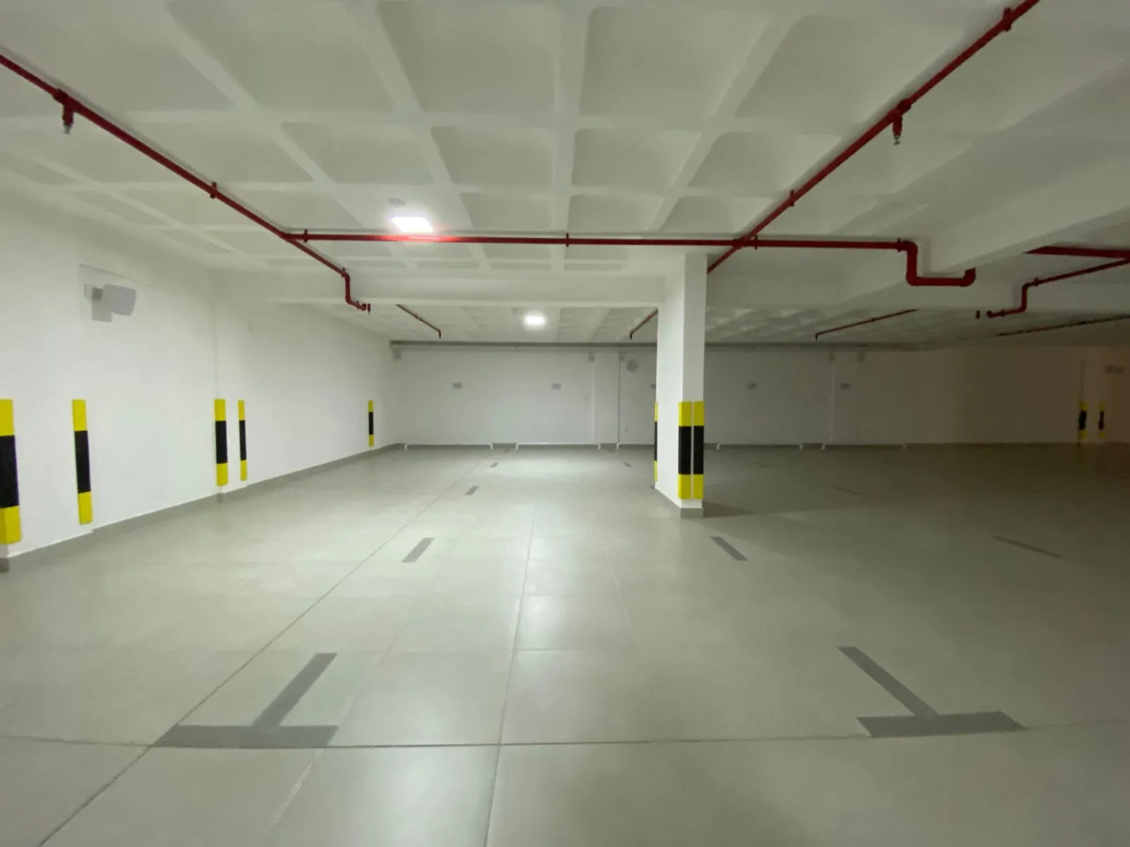 Imagem Apartamento com vista para o mar à venda com 185m2 por R$ 3.690.000,00