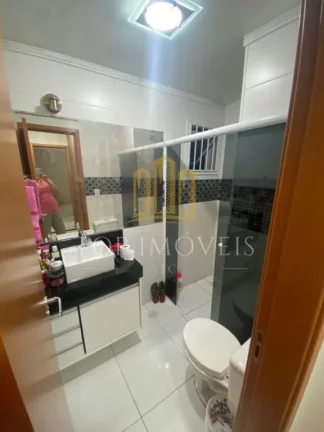 Imagem Seu novo lar dos sonhos está aqui – Edifício New Park! Prepare-se para se encantar com este lindo apartamento que reúne conforto, modernidade e uma localização privilegiada.