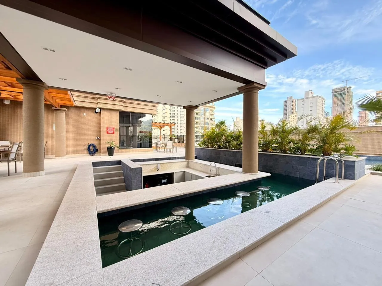 Imagem Apartamento à venda com 92.9m2 por R$ 1.600.384,00