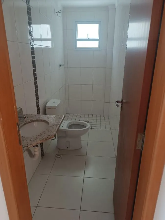Imagem Apartamento para Venda em Praia Grande, Guilhermina, 3 dormitórios, 2 suítes, 1 banheiro, 2 vagas
