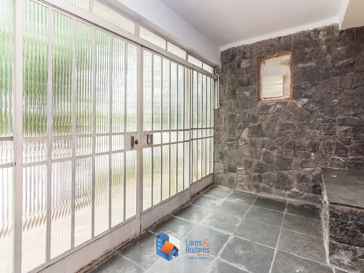 Imagem Casa para venda em Lapa com 3 quartos, sendo 1 suíte, 377m²
