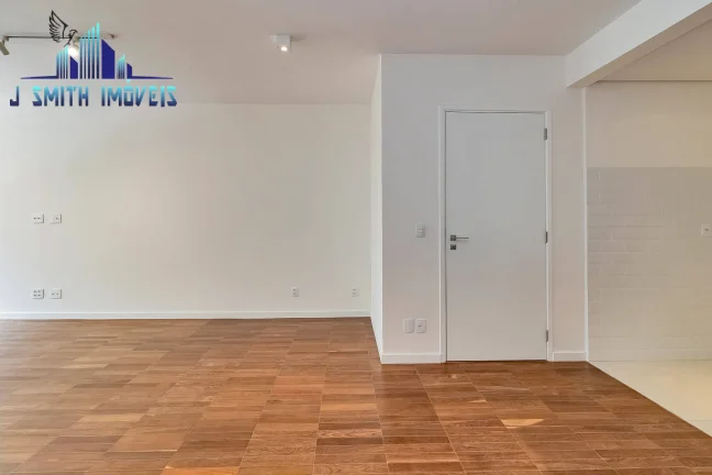 Imagem APTO 129m² RENOVADO NO ITAIM BIBI. 3 SUÍTES, 1 VAGA, PERTO DE TUDO.