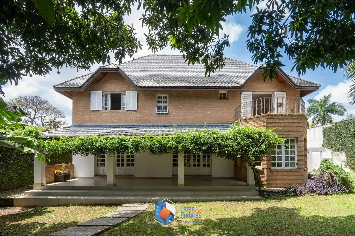 Imagem Casa para venda em Chácara Monte Alegre com 3 quartos, sendo 3 suítes, 500m²