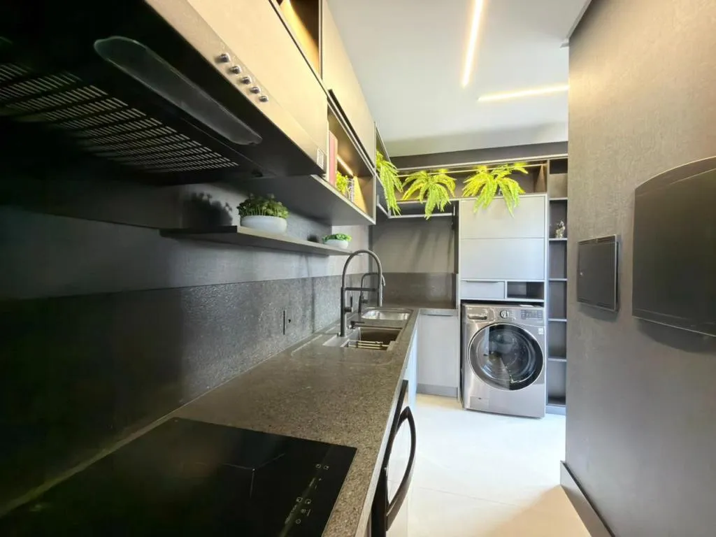 Imagem Casa em Condominio 6 Dormitórios - Bairro xangri-la