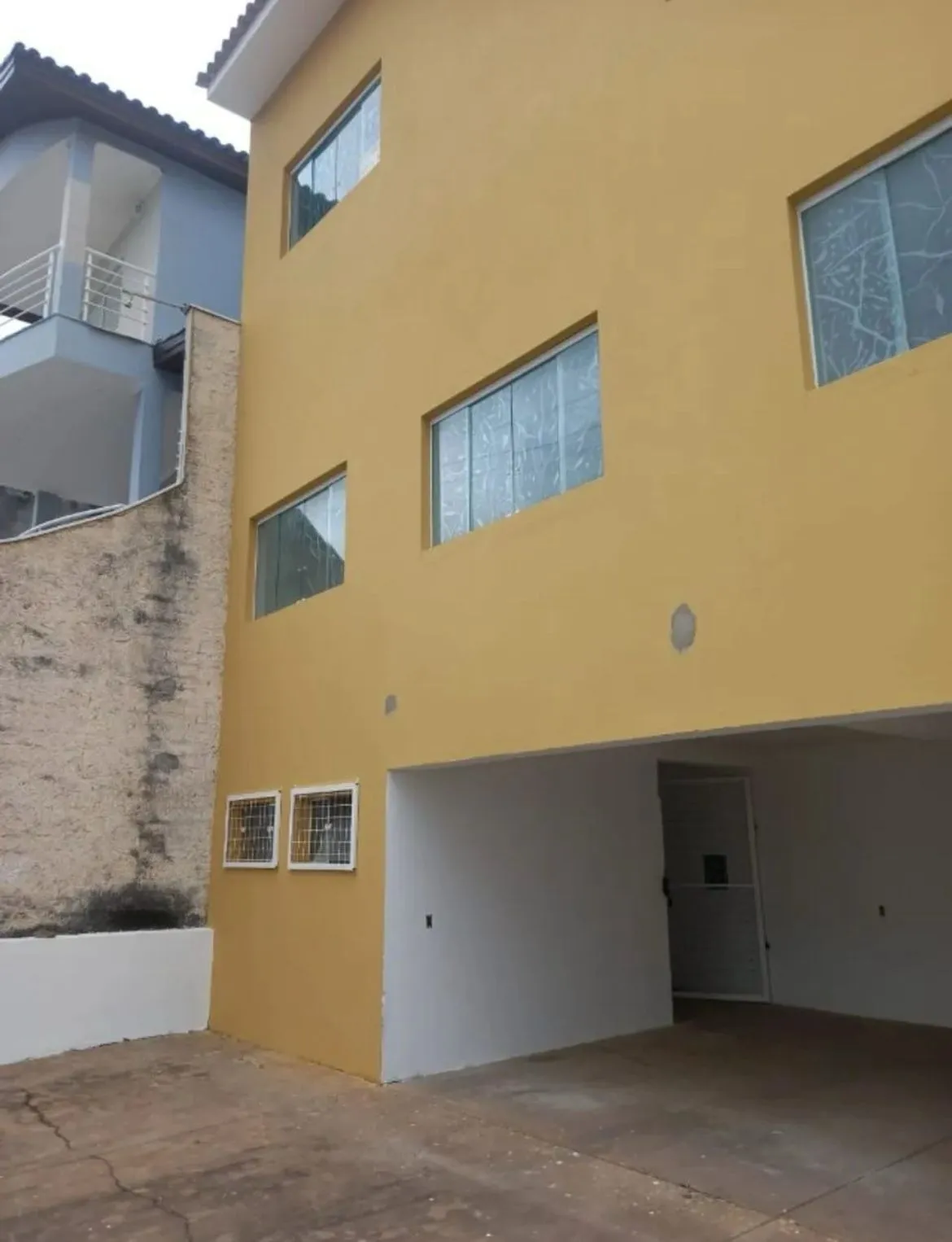 Imagem Oportunidade em Sorocaba! Imóvel Comercial com 9 Salas e 10 Vagas