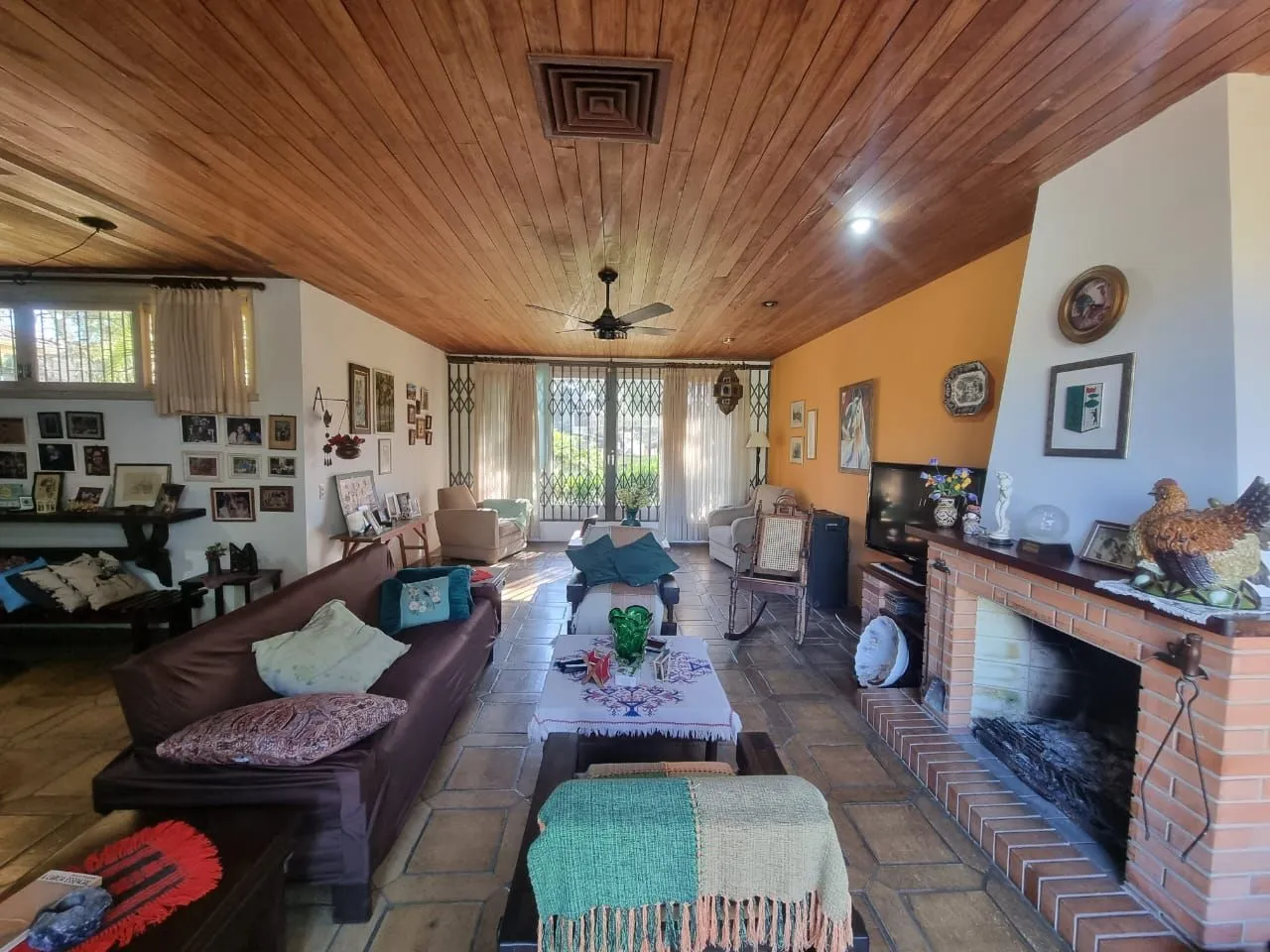 Imagem Casa Térrea em Ipanema com Terreno de 1064 Metros