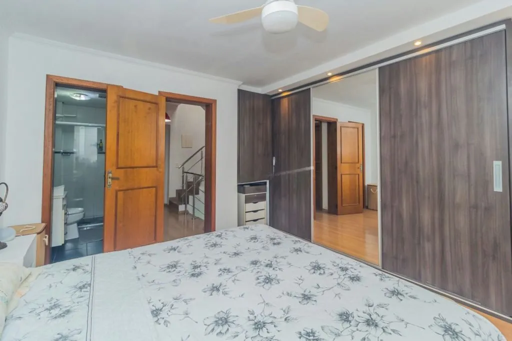 Imagem Encantadora casa com 175m², 03 dormitórios, Rua Paul Harris, Jardim Planato