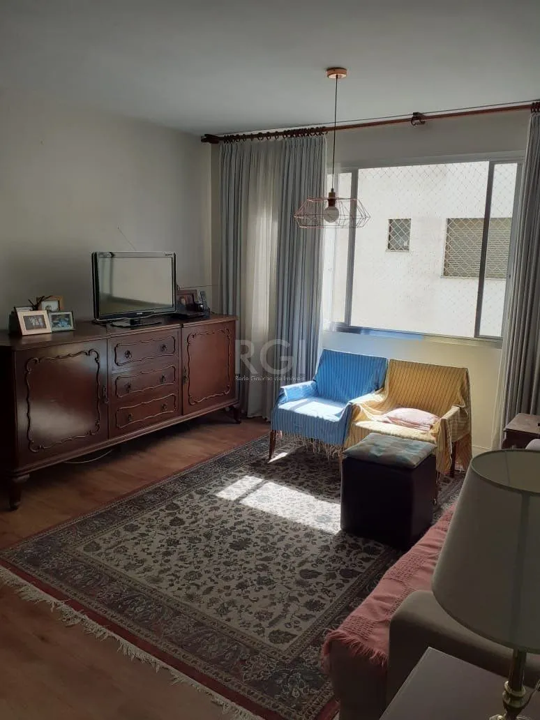 Imagem Apartamento no bairro Auxiliadora - 4 dormitórios