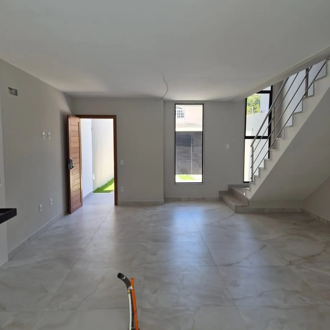 Imagem Casa com 3 quartos à venda em Vila Velha