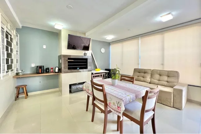 Imagem Casa para venda no bairro Harmonia em Canoas