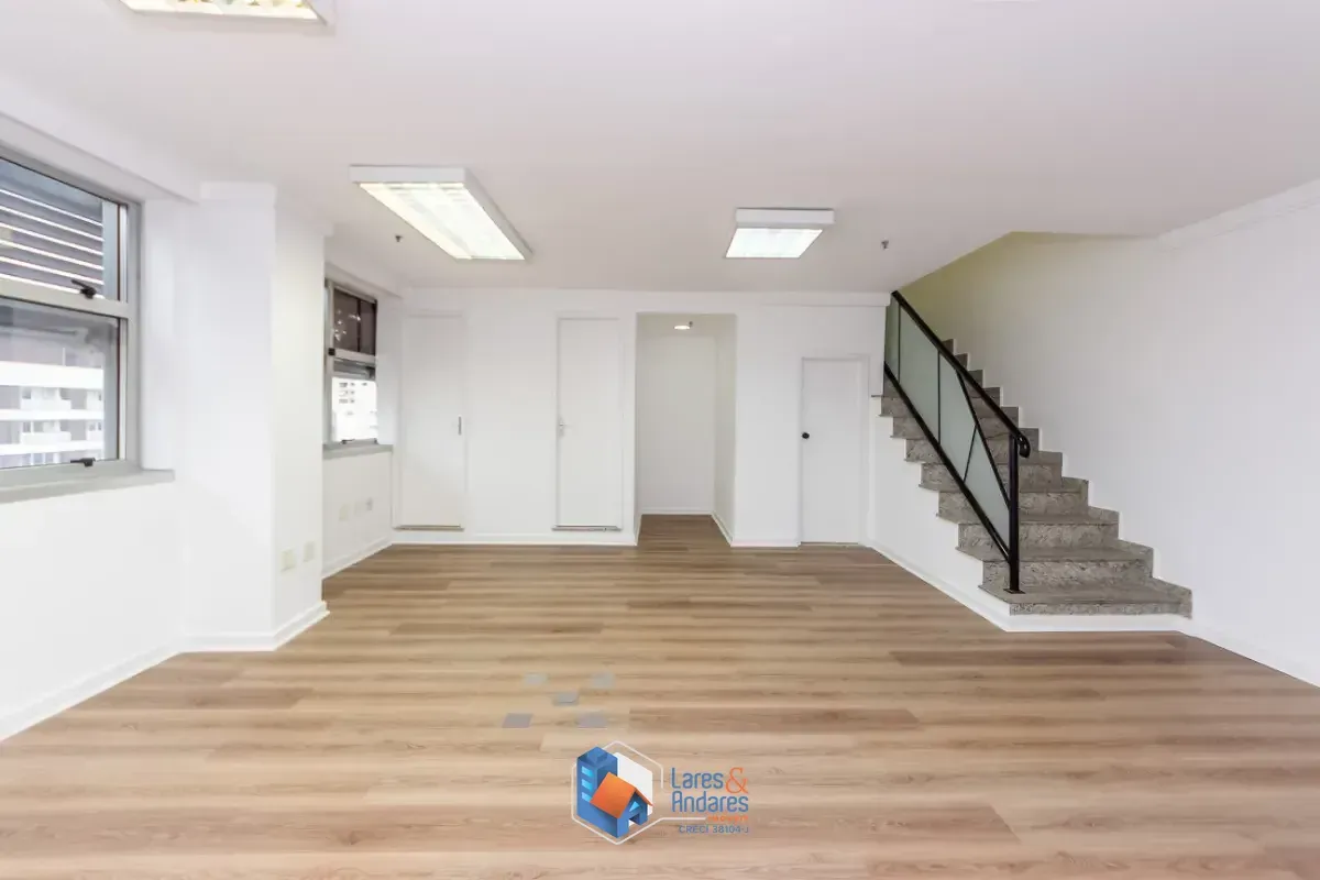 Imagem Conjunto comercial para venda e locação em Indianópolis, 211m²
