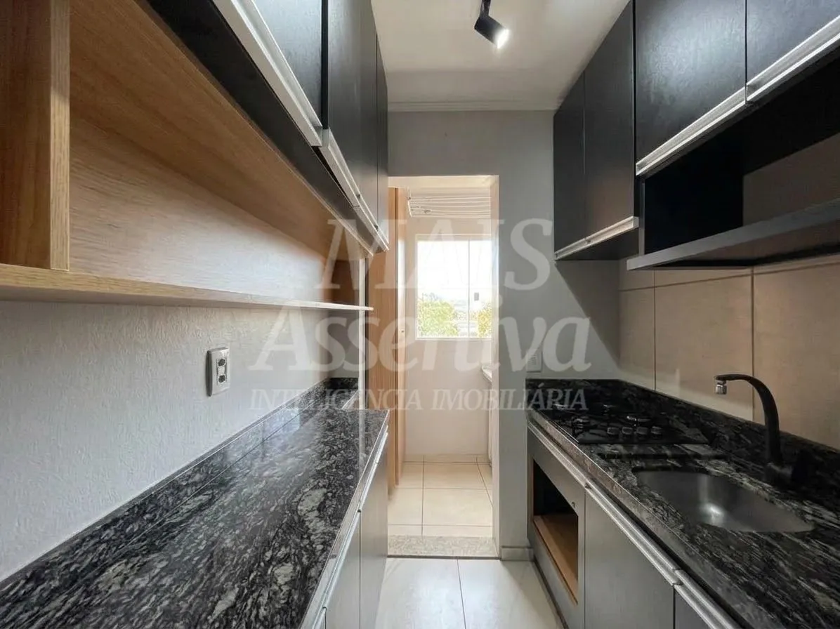 Imagem Excelente apartamento à venda - 3 Dormitórios, semi mobiliado e com sacada!