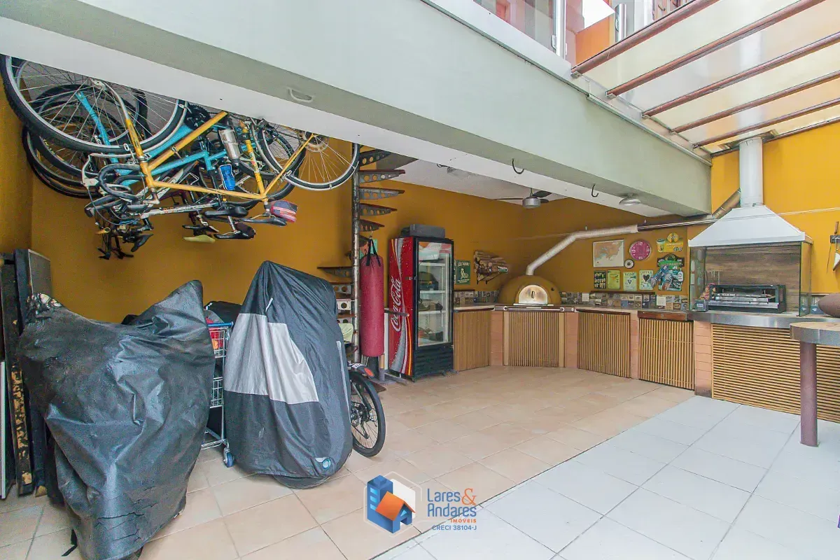 Imagem Casa para venda em Vila Deodoro com 4 quartos, sendo 1 suíte, 286m²