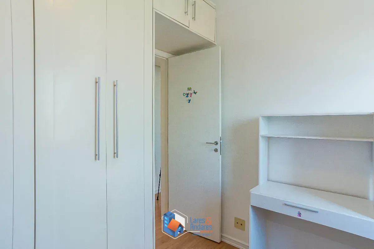 Imagem Apartamento para venda em Vila Suzana com 3 quartos, sendo 1 suíte, 108m²