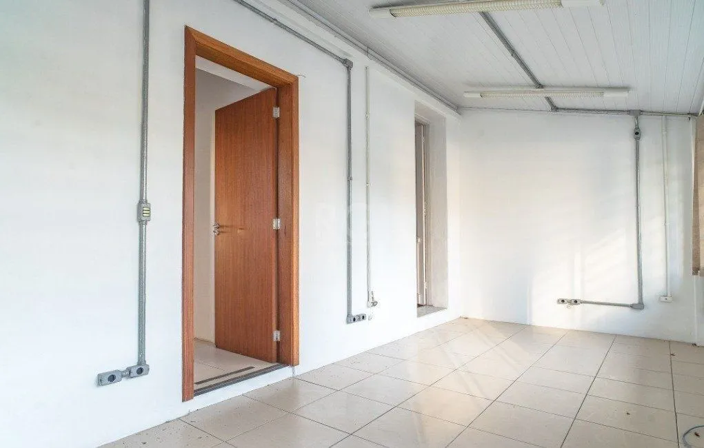Imagem Casa Comercial para Venda - 290m², 0 dormitórios, Menino Deus
