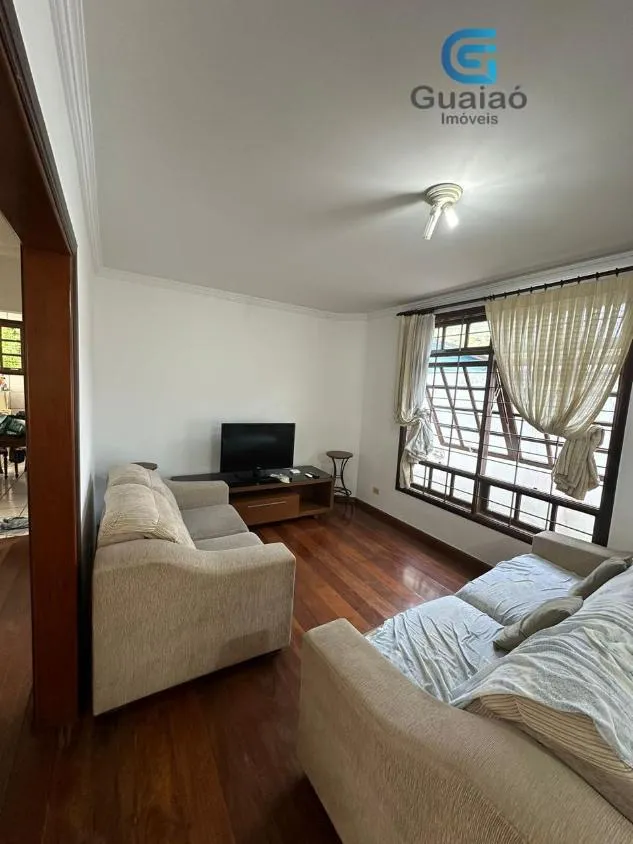 Imagem Vendo amplo sobrado, 05 dormitórios, Jd. Independência, São Vicente