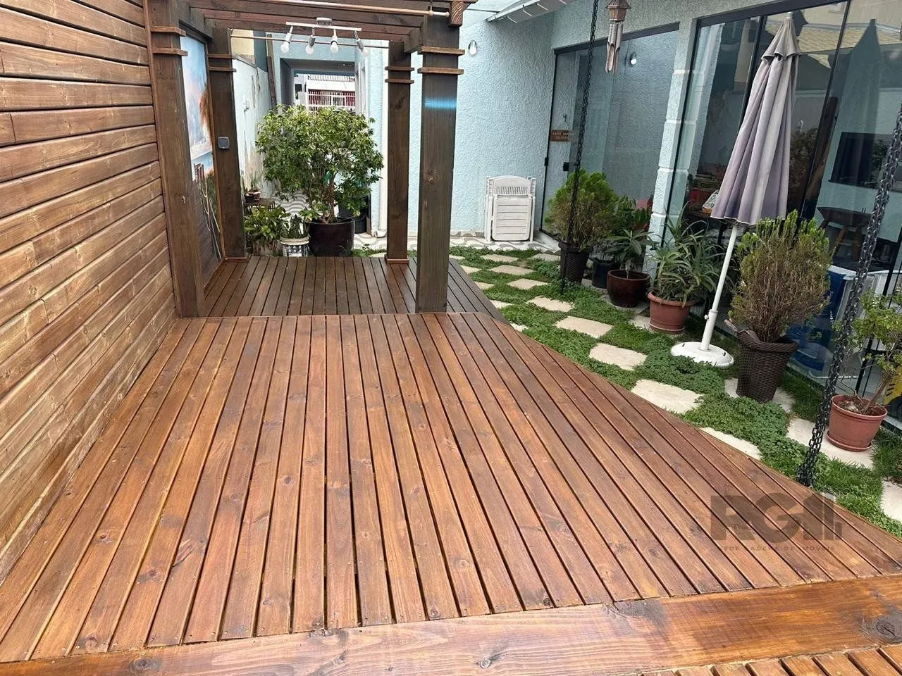 Imagem CASA 3 DORMITÓRIOS - PISCINA - LAREIRA - ÁREA GOURMET - ELDORADO DO SUL - RS