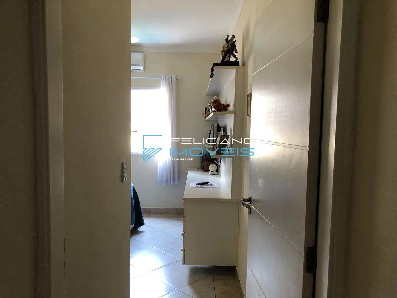 Imagem Sobrado com 3 quartos, Aviação, Praia Grande - R$ 889 mil, Cod: 7497