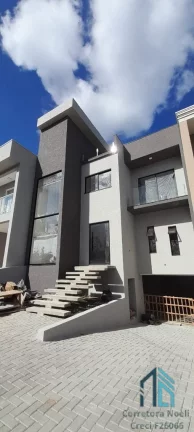 Imagem (PERMUTA) Sobrado a venda 03 quartos sendo uma suíte, 06 vagas em São José dos Pinhais SP