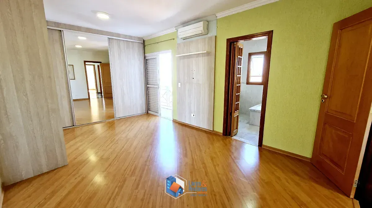 Imagem Sobrado para venda em Vila Maria com 3 quartos, sendo 1 suíte, 223m²