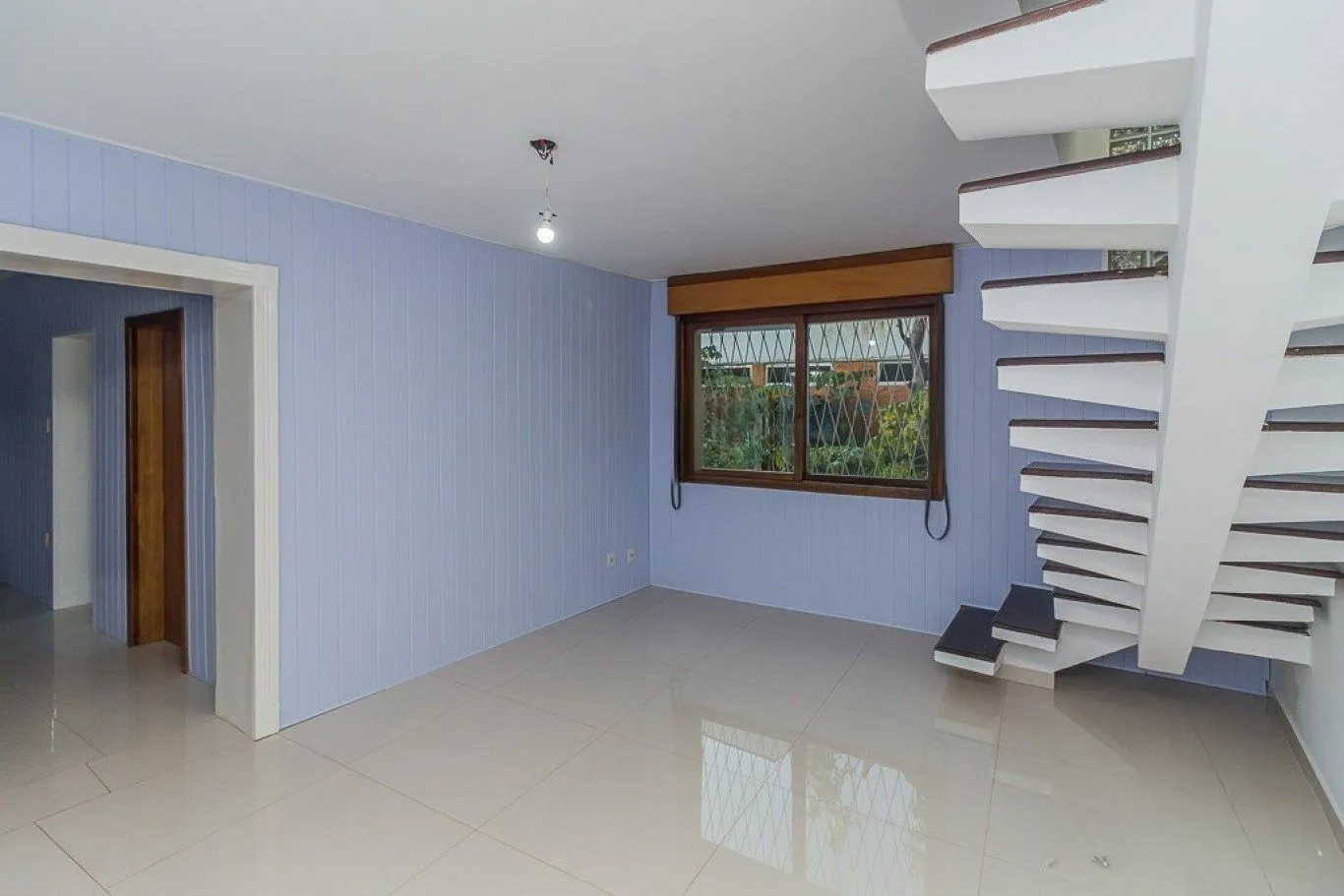 Imagem Casa térrea com 3 dormitórios, suíte e 2 vagas,