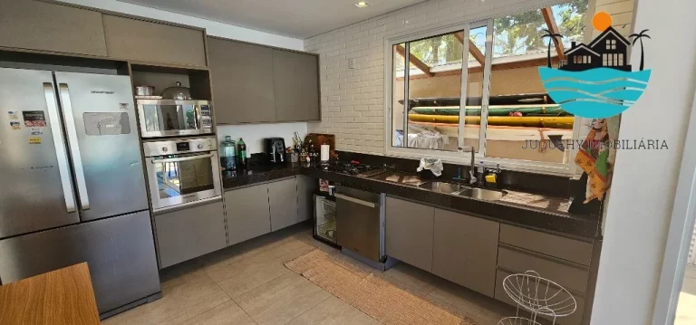 Imagem Casa em Condomínio, 30 metros da praia para Temporada em Juquehy c/ 4 suítes, piscina ... churrasqueira pv - max. 10 pessoas | Juquehy Imobiliária