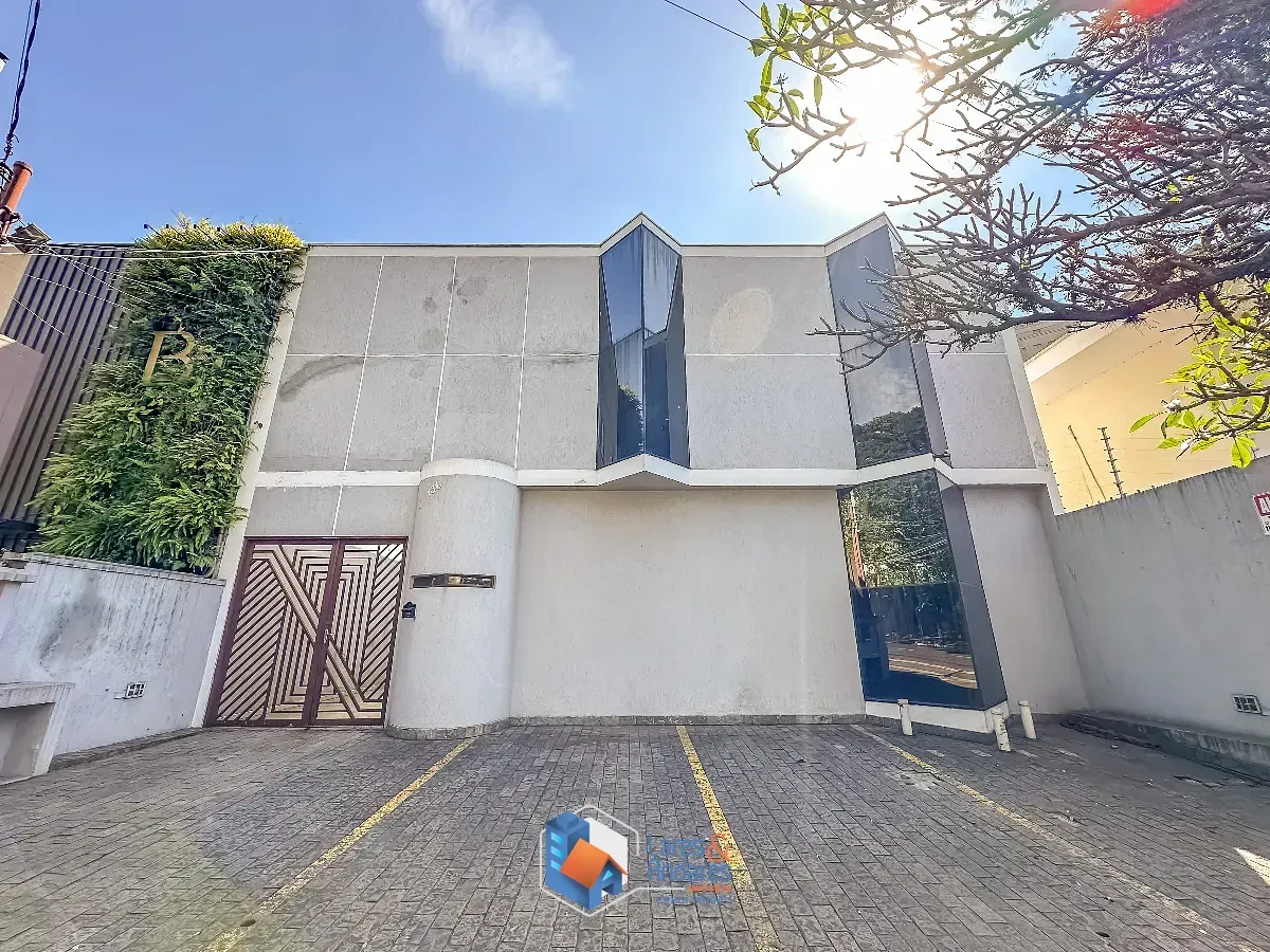 Imagem Casa comercial para venda e locação em Indianópolis, 315m²